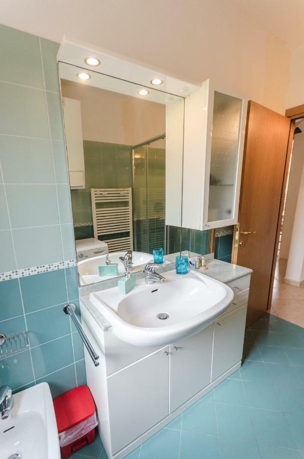 Petroni Apartment โบโลญญา ภายนอก รูปภาพ